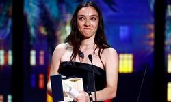 Merve Dizdar'ın Cannes başarısı! En iyi kadın oyuncu ödülünü aldı