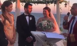 Afra Saraçoğlu nikah şahidi oldu!