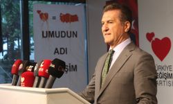Mustafa Sarıgül: Koltuk için yön değiştirmedik