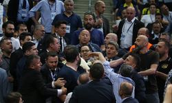 Fenerbahçe mali genel kurulunda  ortalık karıştı