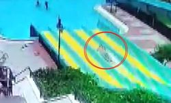 Antalya'da kaydıraktan yüzüstü kayarken başını havuz zeminine vuran kişi hayatını kaybetti