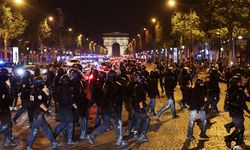 Fransa'daki olayların 6. gecesinde 157 kişi gözaltına alındı