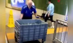 Metro merdivenlerinin yıkanma videosu viral oldu