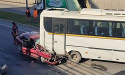 Malatya'da otomobil servis aracına çarptı! 2 yaralı