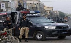 Pakistan'da polise yönelik bombalı saldırı düzenlendi: 6 ölü