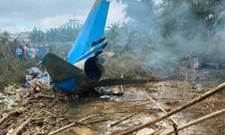 Vietnam'da Su-22 askeri savaş uçağı düştü