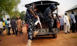 Nijerya'da silahlı kişiler 87 kişiyi kaçırdı