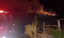 Kırklareli Lüleburgaz'da çatı yangını 3 saatte söndürüldü