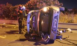 İzmir'de kontrolden çıkan otomobil takla attı: 1 ağır yaralı