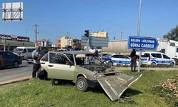 Antalya'da ışık ihlali kazaya sebep oldu: 2 yaralı