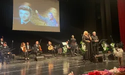 ‘Sanat Güneşi’ Zeki Müren, Bursa’da anıldı