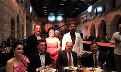 İş - Sanat Dünyası Bir Araya Geldi...