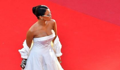 İşte karşınızda 33 farklı Rihanna