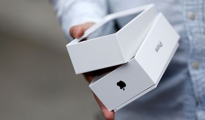 Apple evde telefon tamiri için kullanıcılara parça ve alet sağlayacak