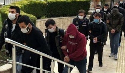 Muğla'da FETÖ'cüleri Yunanistan'a kaçıran şebeke çökertildi