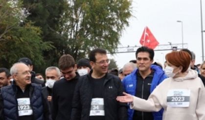 İstanbul Maratonuna katılan Kılıçdaroğlu, Akşener, İmamoğlu Boğaz köprüsünde