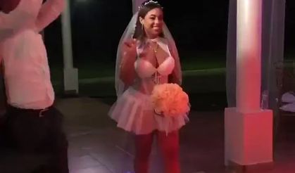 Eşinin giydiği gelinliği gören damat videosu viral oldu