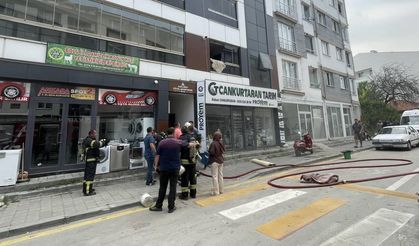 Bolu'da apartman yangını! 6 kişi hastaneye kaldırıldı