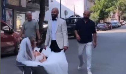 Damat gelini el arabası ile aldı