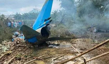 Vietnam'da Su-22 askeri savaş uçağı düştü