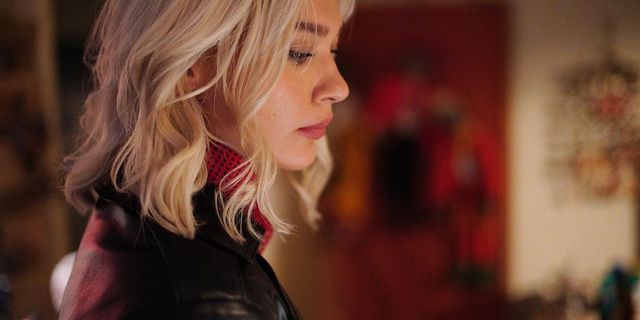 Melisa Döngel sokakta bir kadınla saç saça baş başa kavga etti