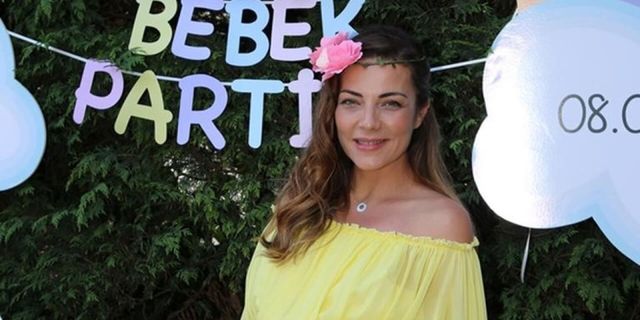 Oyuncu Burcu Kara Can'ına kavuştu! Hoş geldin Can bebek