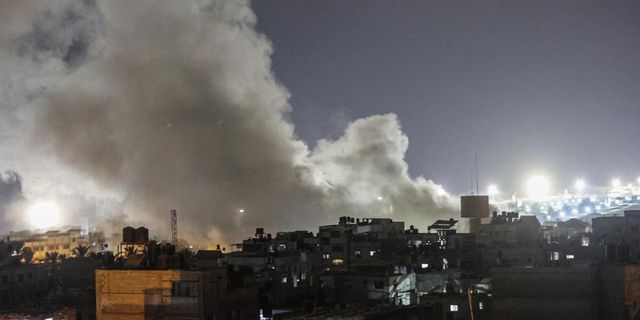 İsrail uçakları Gazze'de Hamas'a ait iki noktayı vurdu