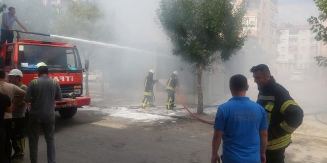 Karaman'da aşırı sıcak nedeniyle trafo merkezi alev topuna döndü