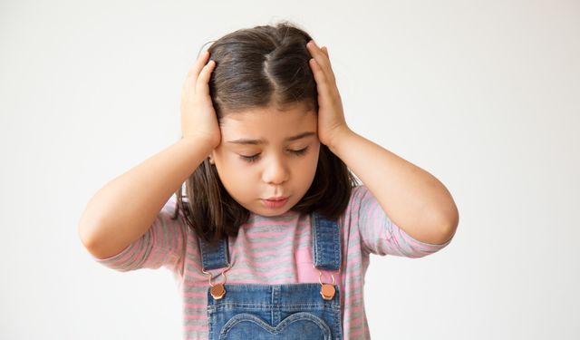 Çocuklarda fazla ekrana bakmak migrene neden oluyor!