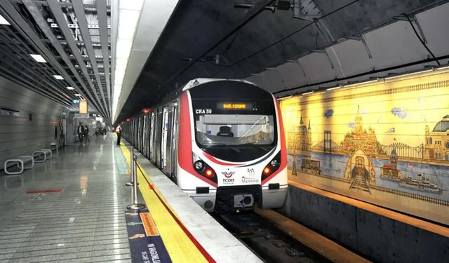 Taksim metro istasyonunda ulaşım durdu!