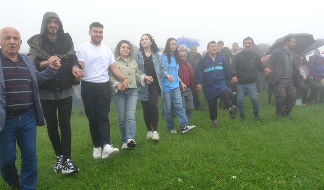 Giresun’da vahşi madenciliğe kemençe ve horonla protesto