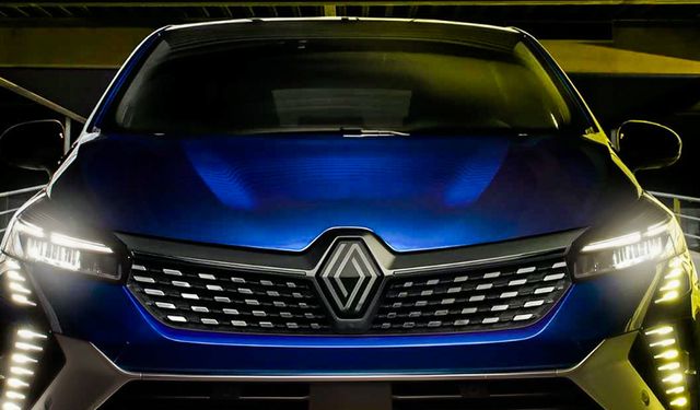 Renault Clio Cross modelinin fiyatı belli oldu! Otomobil piyasasında büyük sürpriz