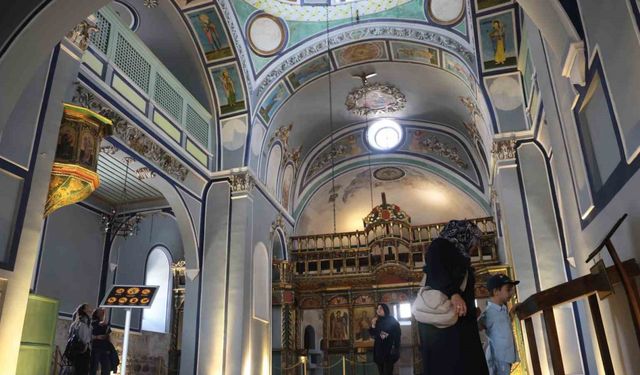 Dünyada ayakta duran en eski kilise: Aya Eleni