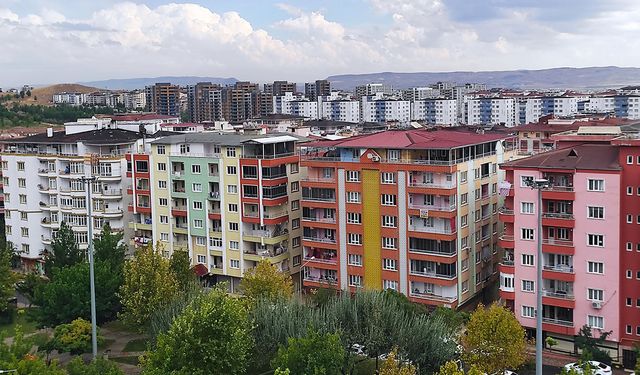 Kiralar dudak uçuklatıyor: Emlakçılar hükümetten çözüm bekliyor!