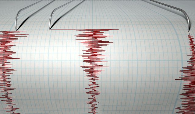 Akdeniz'de 4 büyüklüğünde deprem