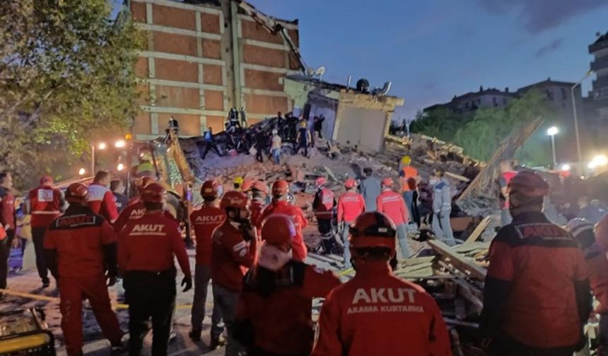 AKUT İzmir Depremi Hakkında Açıklama Yaptı!