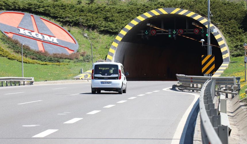 Bolu Dağı İstanbul istikameti trafiğe kapatılıyor