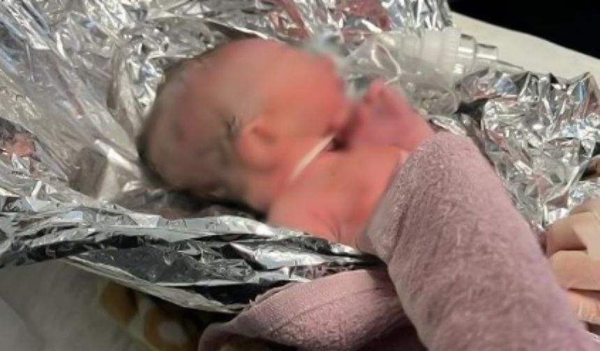 Şanlıurfa'da sokakta doğum yapan kadın bebeğini poşete koyup kaçtı