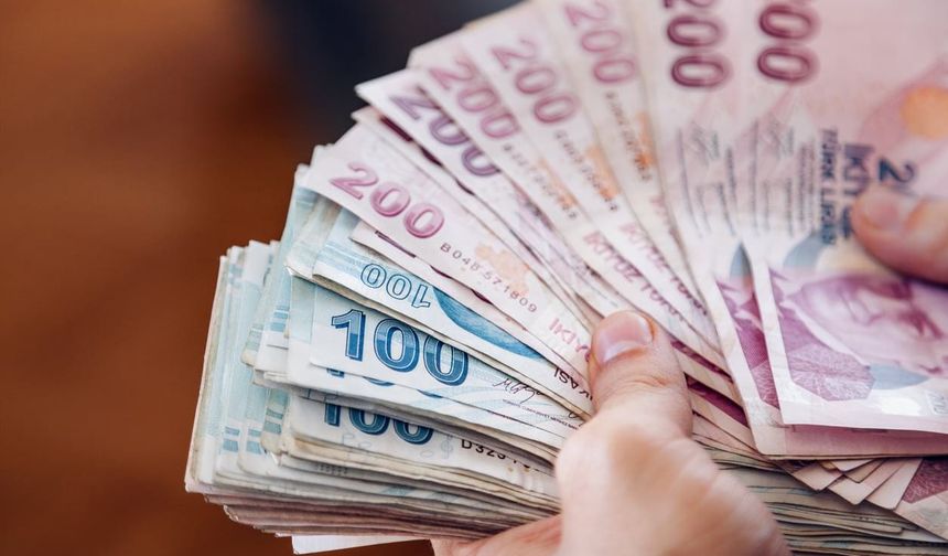 İzmir’de yaşayan vatandaşlara çok önemli bir haber verildi. Yapılan duyuruda birçok kişinin yararlanabileceği ücretsiz gemi turlarının başlayacağı belirtildi.