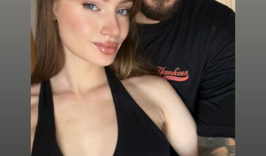 Survivor şampiyonu olan Nisa Bölükbaşı ile yaşadığı aşkla dikkat çeken Barış Murat Yağcı, Survivor All Star'a veda ettikten sonra Almanya'ya gitmişti. Yağcı yarışmadan sonra Laura Celine adında yabancı bir modelle aşk yaşamaya başladığını da açıklamıştı.