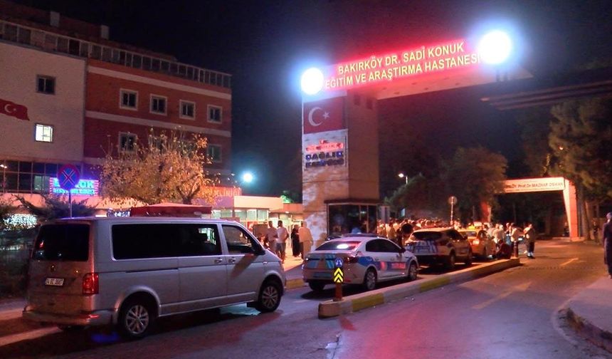 İstanbul'da taksi şoförü saldırıya uğradı meslektaşları kontak kapattı