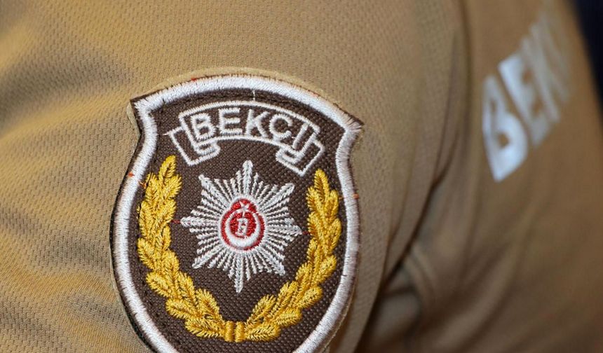 En az 6 bin TL maaşla bekçi alımı yapılacağı duyuruldu. 18 – 55 yaş arası vatandaşların başvurabileceği ifade edilirken, başvuru şartları da açıklandı.