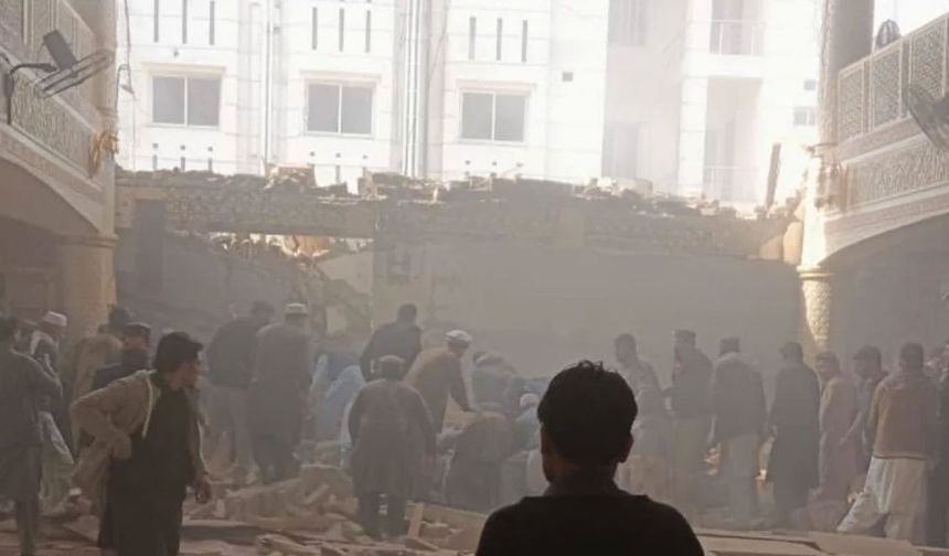 Pakistan’da yine cami hedef alındı! 47 kişi hayatını kaybetti, 150'den fazla kişi yaralandı