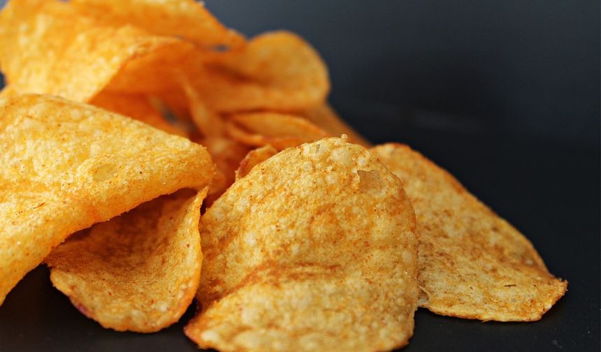 Bol bol cips mi yemek istiyorsunuz o zaman sizde ya tuz yada su eksikliği var 