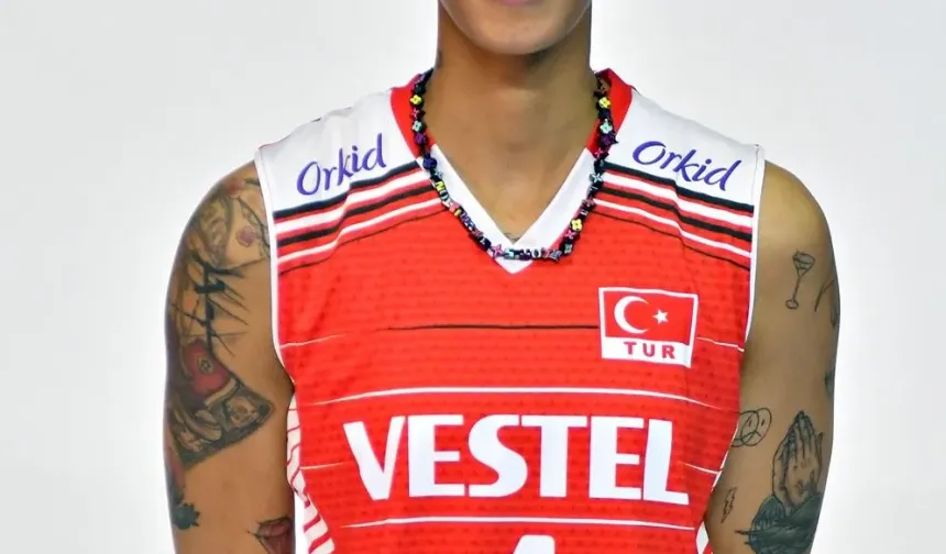 Melissa Vargas
Pozisyon: Pasör Çaprazı
Doğum Tarihi: 16/10/1999
Kilo: 76 kg
Boy: 194 cm