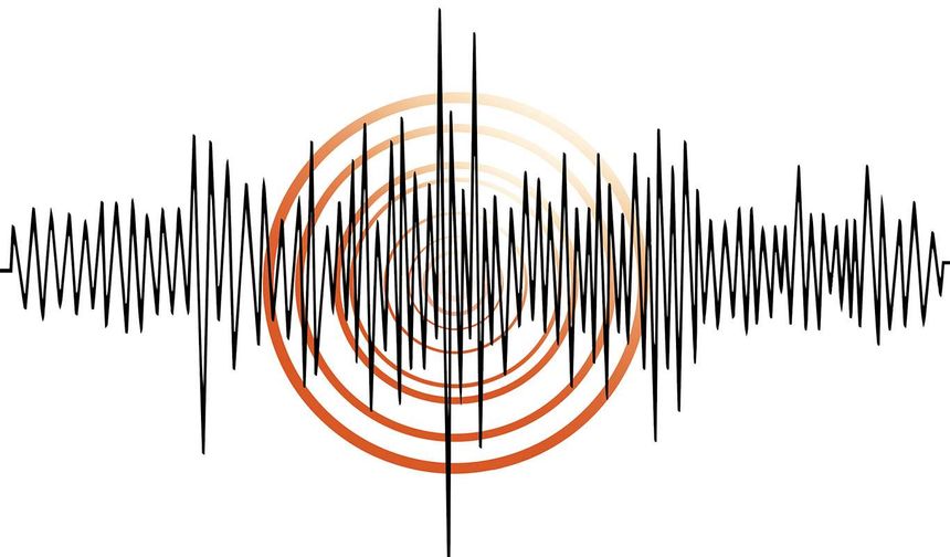 Son dakika Antalya'da 4.7 büyüklüğünde deprem!