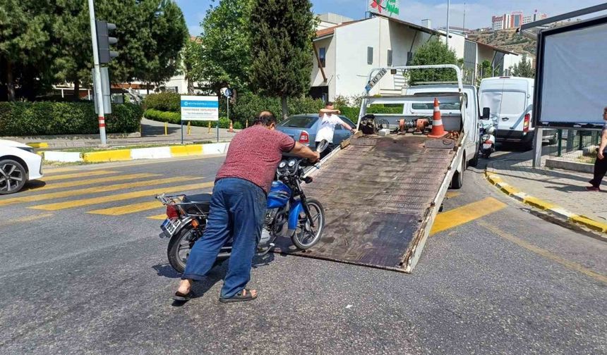 Aydın'da ticari araca arkadan çarpan sürücü yaralandı