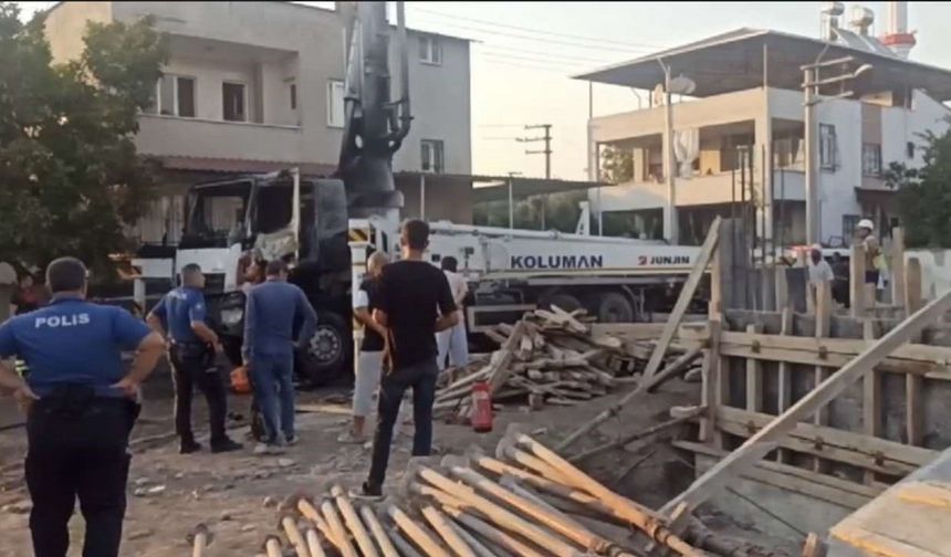 Osmaniye’de direğe çarpan beton pompası alev aldı: 2 kişi yaralandı