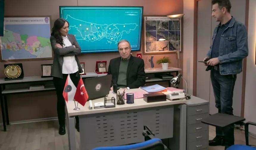 Kontrolden çıkan bir banka soygunu sonrasında rehin alınan bu insanların hayatları namlunun ucundadır.