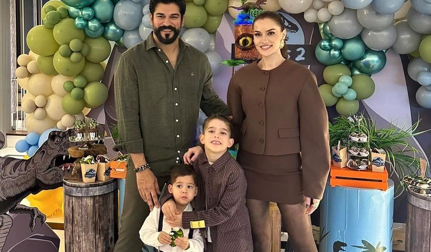 Fahriye Evcen paylaşımına şu notu düştü: "KEREM'im, Çiçek kokulu oğlum, kıymetlim. Seni çok seviyorum. 🥹💙"